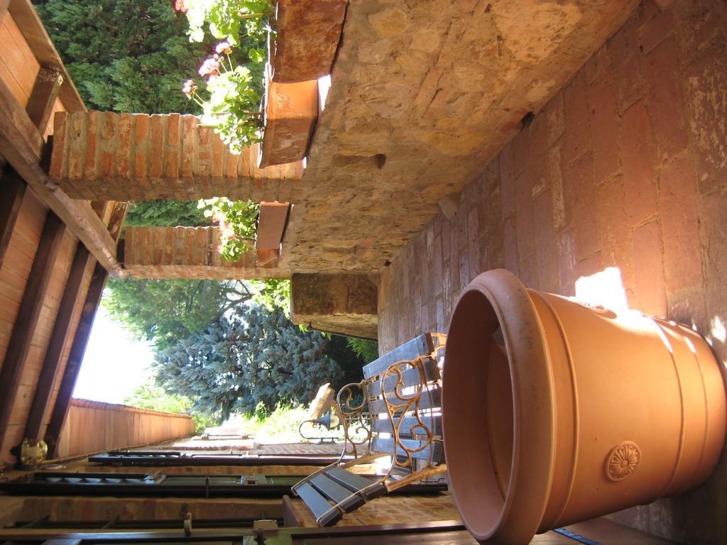 Casa Terra Rossa Apartment Fauglia ห้อง รูปภาพ