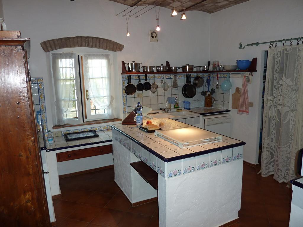 Casa Terra Rossa Apartment Fauglia ห้อง รูปภาพ