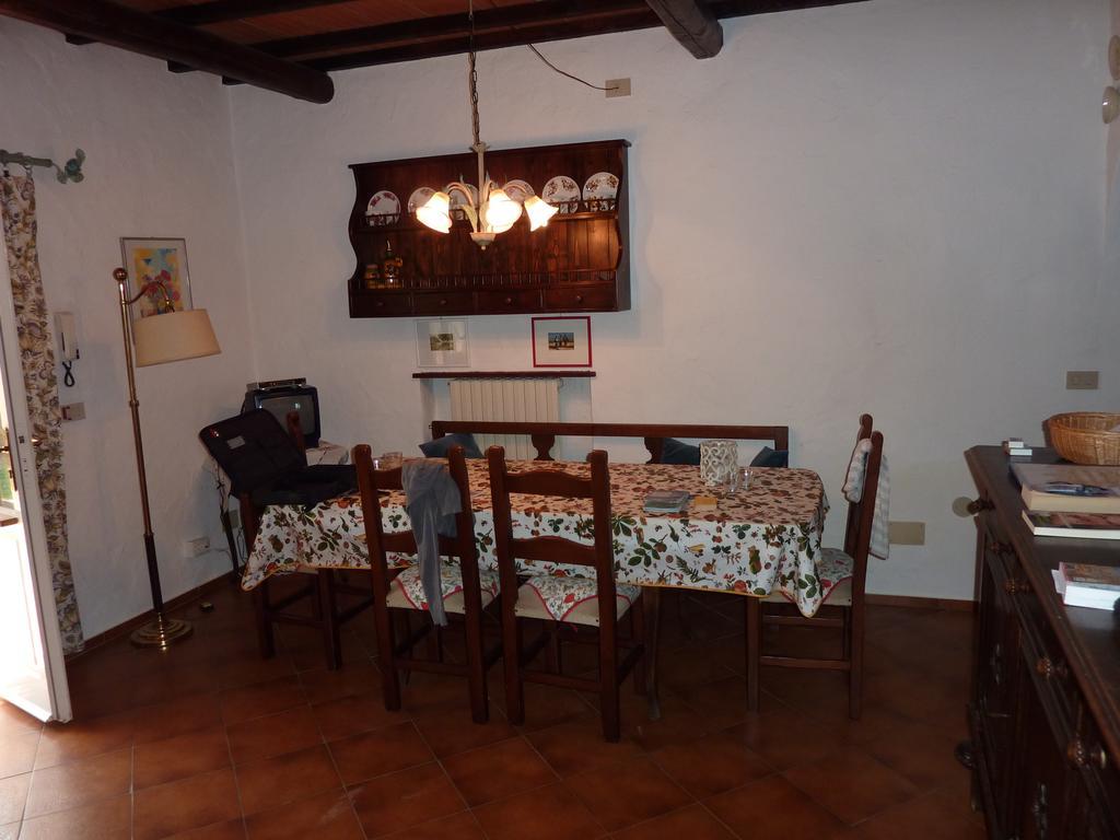 Casa Terra Rossa Apartment Fauglia ห้อง รูปภาพ